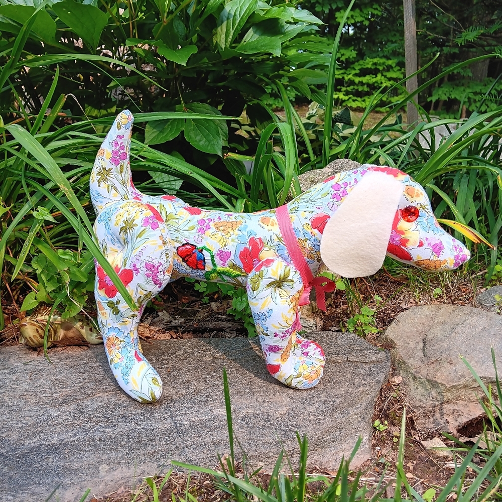 "Spring Flower" Handmade Dog - Picture 6 of 7